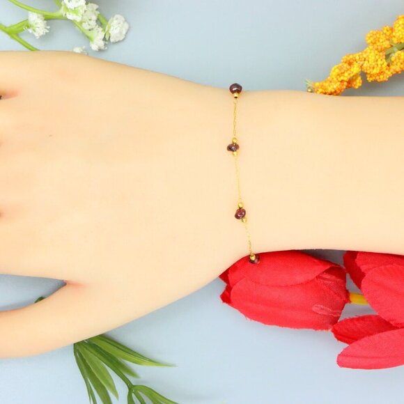 "Elegant & Trendy Bracelet, A Perfect Gift for Women, Thoughtful, EVCH1098 - Picture 4 of 11